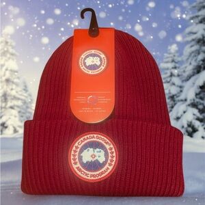 Canada Goose White Ribbed Knit Hat Dark Red.